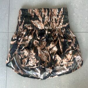 FP Movement Free People Camo Shorts XS | High Waisted Flowy Athletic Lounge